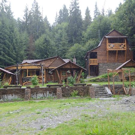 Hotel Zarinok Pilipets Exterior foto