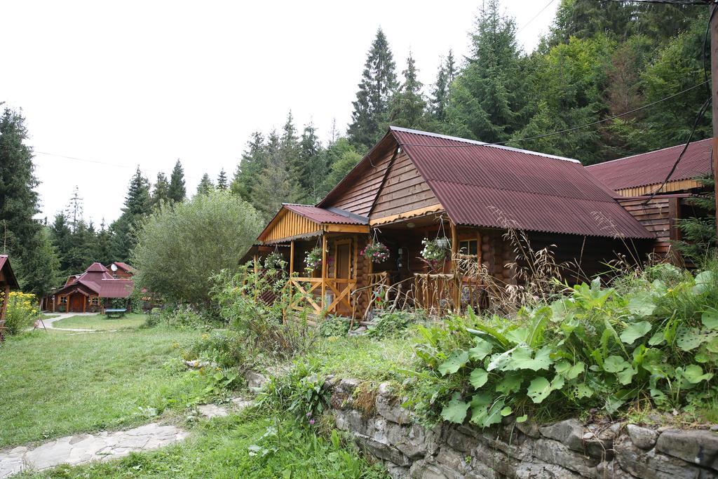 Hotel Zarinok Pilipets Exterior foto